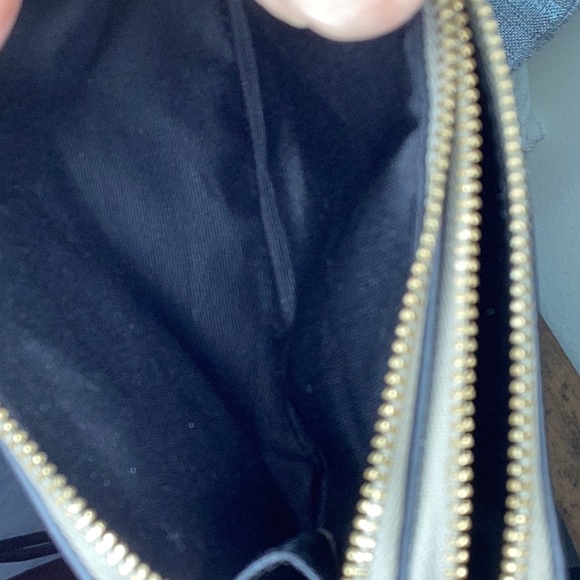 Coach Champagne leather double wristlet. - Picture 12 of 17